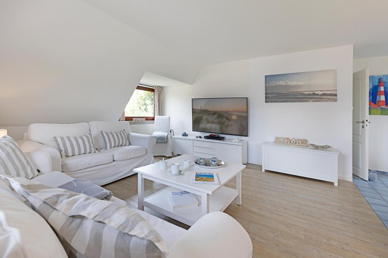 Captains Apartment *